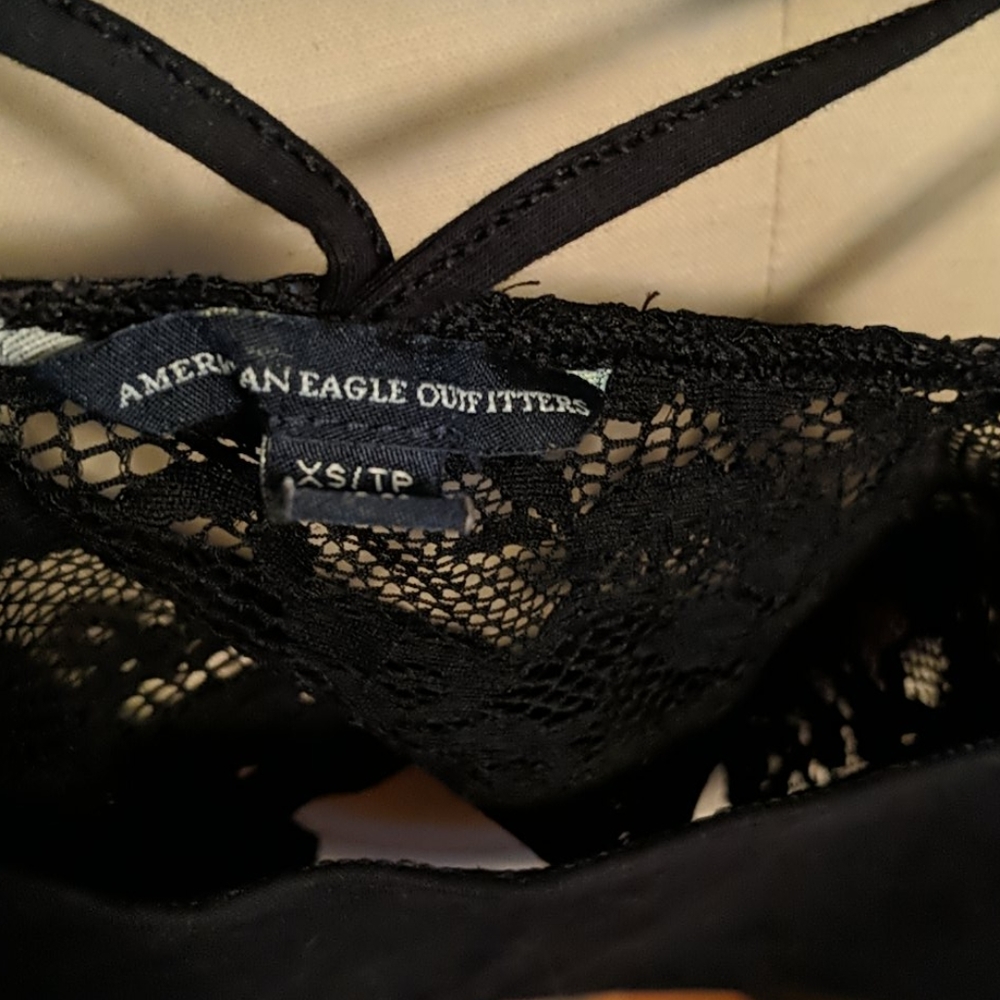 Cropped Cami - Picture 3 of 3